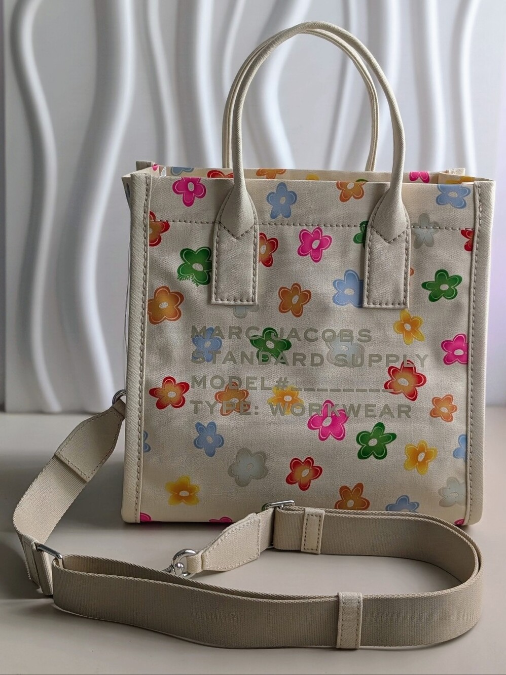 NWT Marc Jacobs The Medium Tote Bag White Multi Floral Canvas